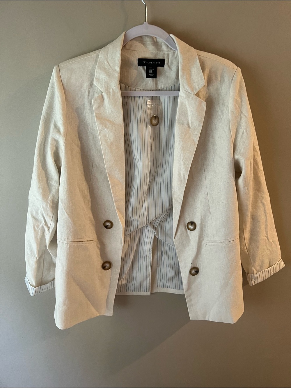 Tahari Ivory Double-Breasted Linen-Blend Blazer